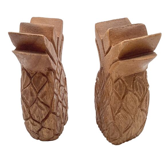 Vintage Salt & Pepper Shakers: PINEAPPLES Hand-Carved Wooden Collectible Set - Picture 2 of 6